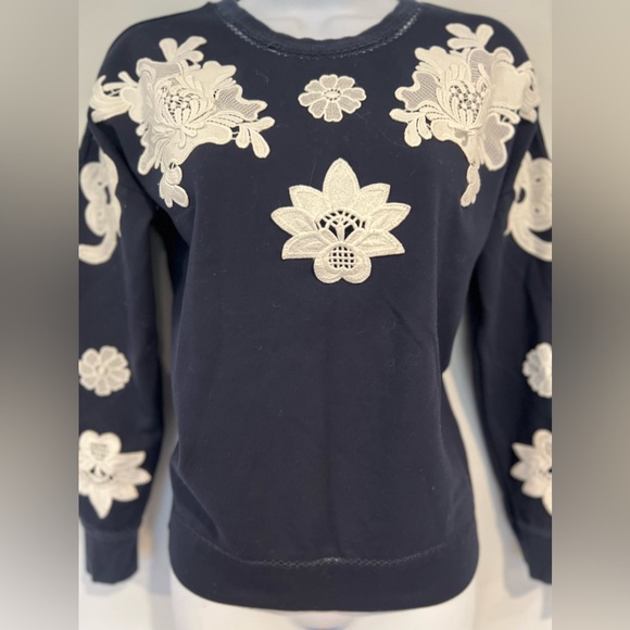 Victoria Beckham Navy Floral and Lace applique sweatshirt XS - Picture 9 of 15